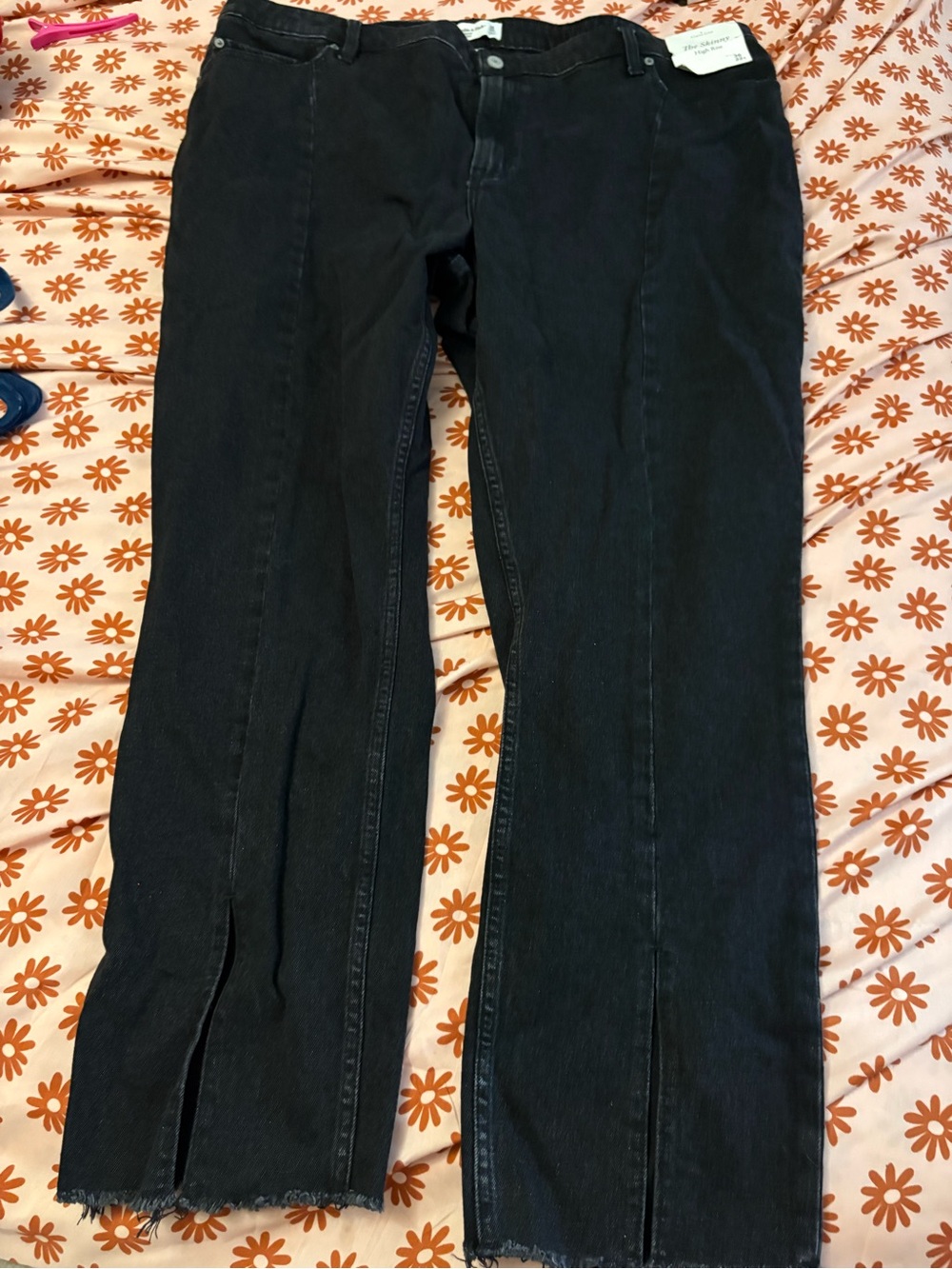 Bundle 2 for $30. BWT Abercrombie & Fitch Black Skinny with Front Slits. Size 22